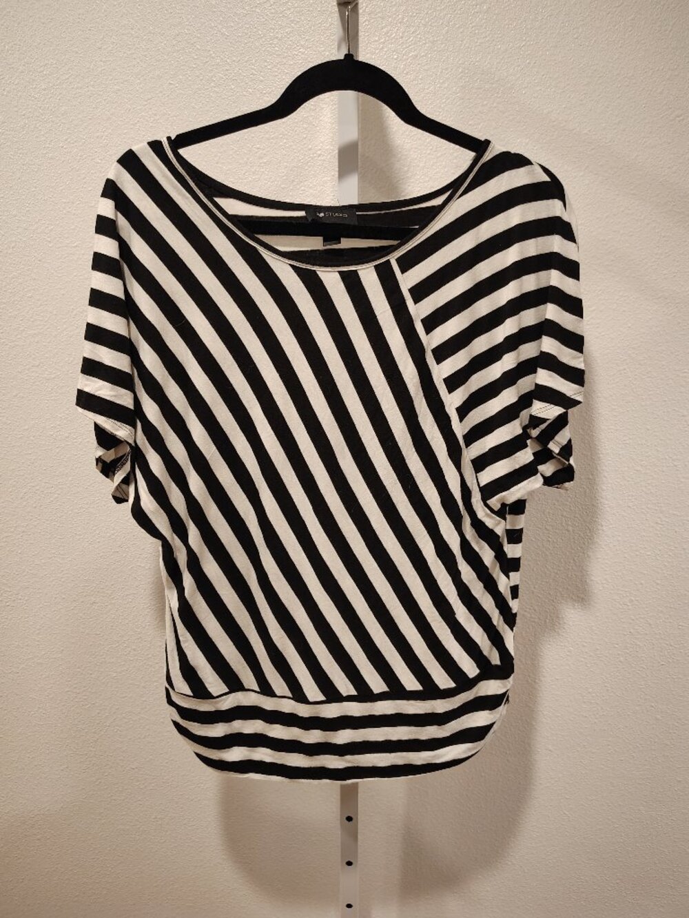 AB Studio Women's Top Size Medium Black White Striped Asymmetrical Short Sleeve